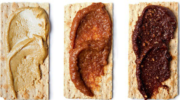 Какая паста вам больше нравится: гладкая или с вкраплениями орехов?