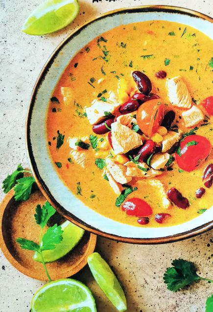 Суп с красной фасолью и куриным филе