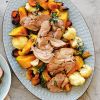 филе индейки конфи с тыквой, цветной капустой и курагой