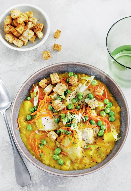 Гороховый суп на курином бульоне