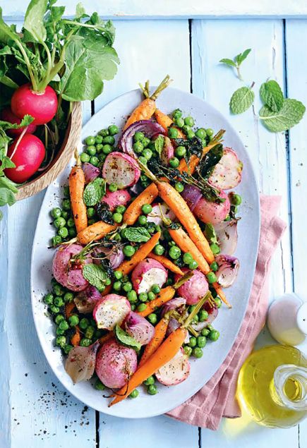 Глазированные весенние овощи с мятной заправкой